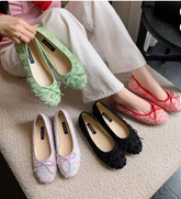 Women's Floral Embroidered Ballet Flats with Sheepskin Lining, Soft Fabric Upper and Non-Slip Rubber Sole for Casual Wear