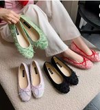 Women's Floral Embroidered Ballet Flats with Sheepskin Lining, Soft Fabric Upper and Non-Slip Rubber Sole for Casual Wear