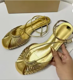 Elegant Metallic Gold Strappy Flat Sandals Round Toe Ankle Wrap Casual Summer Flat Shoes for Women