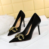 Trendy Color Big Chain Ladies Pointed Toe Pumps Fashion Heels for Women