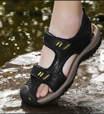 Classic Design Summer Beach Breathable Cowhide Leather Flat Sandals Outdoor Fun Activity Durable Men Casual Shoes