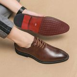 Pointed Toe Fashion Black Brown Dress Shoes Classic Design Hot Selling Lace up Durable Men Red Bottom Shoes