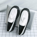 Classic Design Hot Selling Durable Fashion Dress Shoes PU Pattern Thick Sole Tassel Loafer Shoes for Men