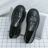 Classic Design Hot Selling Durable Fashion Dress Shoes PU Pattern Thick Sole Tassel Loafer Shoes for Men