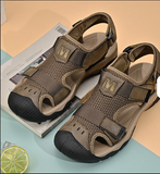 Summer Casual Breathable Mesh Durable Men Sandals Classic Toe Cover Handsome Lightweight Flat Beach Shoes