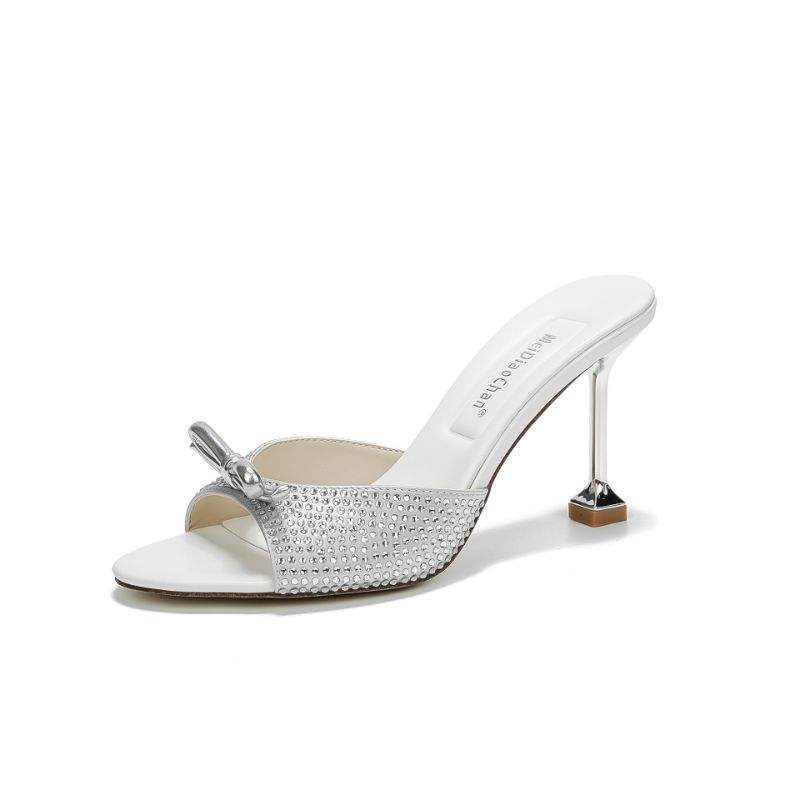 Elegant White Silk Pointed Toe Pumps Sexy 2026 Trendy Women's Heels