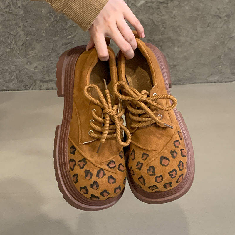 Thick Soled 2025 Height Increasing Leopard Lace up Round Toe Autumn Winter Size 40 Platform Shoes
