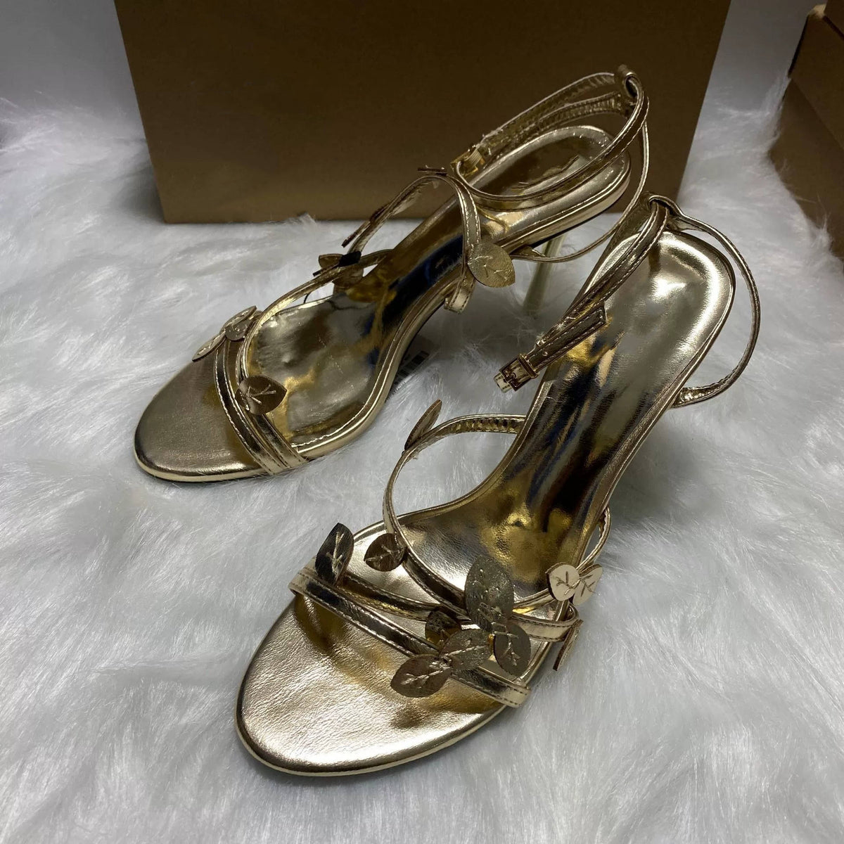 Summer New Style Golden Leaf Pattern Round-Toe Casual Slippers Ankle Strap Sexy Ladies Heeled Sandals