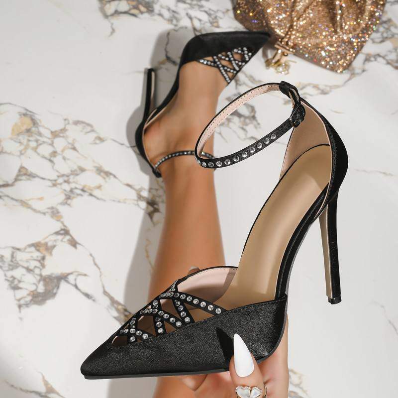 2026 Sepatu Hak Wanita Putih Luxury Rhinestone Dress Ankle Strap Sandals Women Evening Formal Party Stiletto Heels