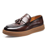 Latest Design Pointed Toe Dress Shoes Men Fashion Slip on Handsome Classic Tassel Loafers Business Wedding Shoes for Men